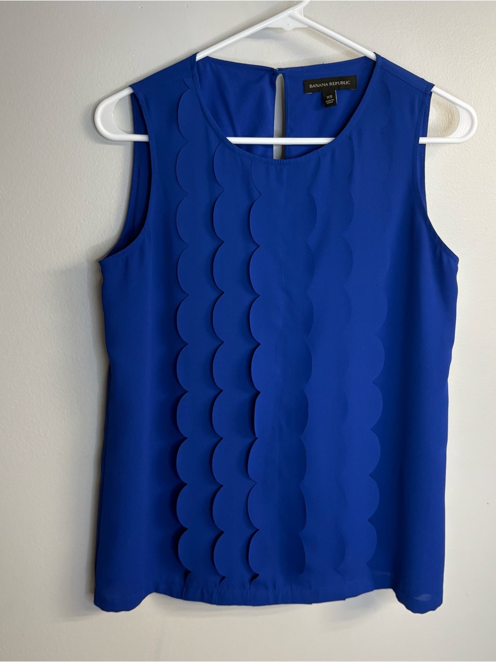 Banana Republic Royal Blue Scallop Front Sleeveless Camisole